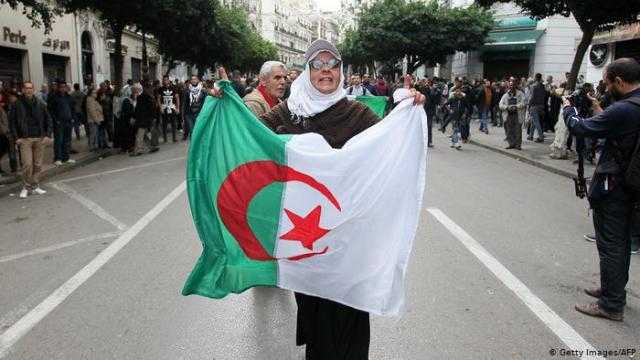 الجزائر تسجل 12 وفاة و238 إصابة جديدة بفيروس كورونا