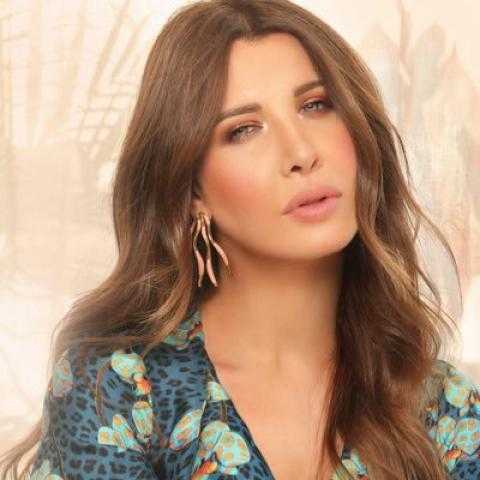 نانسى عجرم تنشر صورة بصحبة ابنتها: إنت العيد ومعك بلّش عمرى من جديد