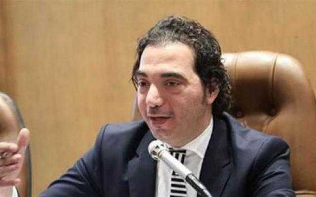 برلماني: وزير التموين لا يملك حق قرار تخفيض حجم الرغيف