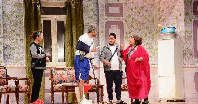 نجوم مسرح مصر يقدمون مسرحية ”غفير في بيتي” الجمعة (صور)