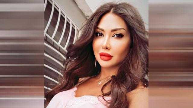 بعد تداول صورها الفاضحة.. شاهد سر هوس دانا جبر بعمليات التجميل