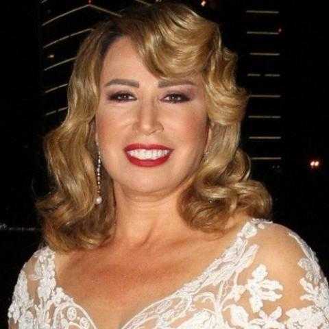 بعد إصابتها بـ”كورونا”.. شاهد إطلالات إيناس الدغيدي
