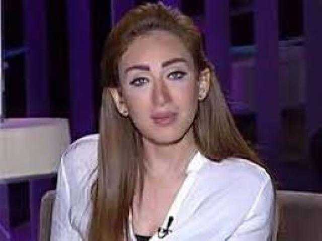 ريهام سعيد تشارك متابعيها بصورة لها.. والجمهور: صباح القمر يا روحى