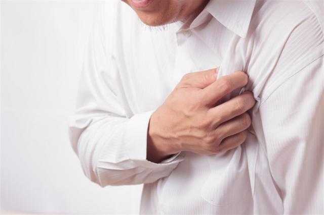 دراسة: لقاحات الأنفلونزا والالتهاب الرئوي تنقذ حياة مرضى قصور وظائف القلب