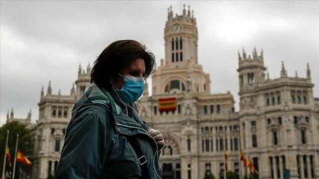 إسبانيا تتجاوز نصف مليون مصاب بفيروس كورونا بمعدل 6700 إصابة يومية