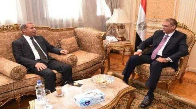 وزير شئون المجالس النيابة يستقبل أمين عام مجلس الشيوخ الجديد
