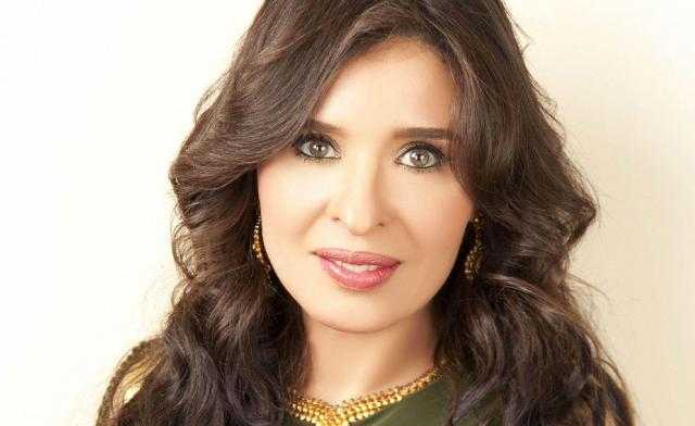شاهد.. أحدث إطلالة للفنانة دينا على إنستجرام