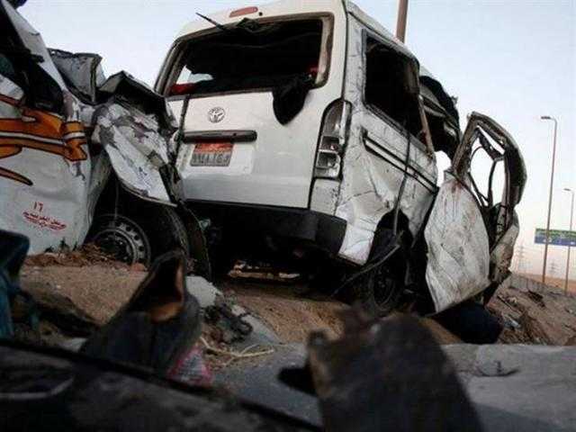 مصرع وإصابة 14 شخصًا في انقلاب سيارة ميكروباص بالبدرشين
