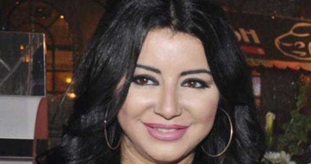 بـ كاش مايوه .. شاهد سوار النجار على البحر