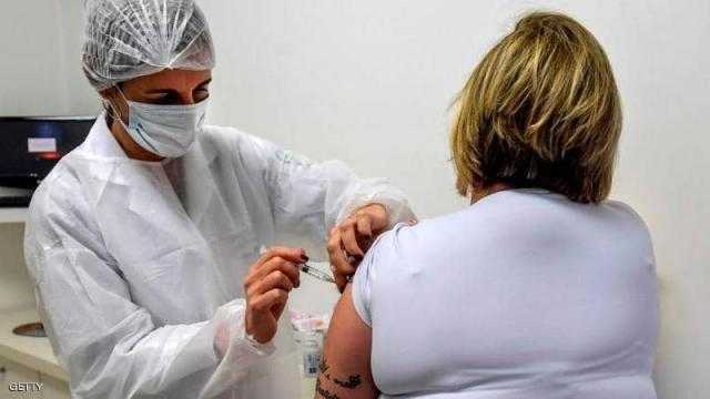 تعتمد على فيروسات حية.. روسيا تبدأ التجارب السريرية للقاح كورونا