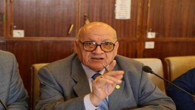 النائب عبد المنعم العليمي يوضح عقوبة التخلف عن التصويت في الانتخابات