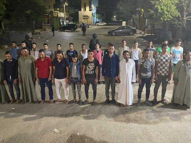 ضبط عناصر مشاغبة حاولت التعدى على سيارة شرطة بـ”البدرشين”