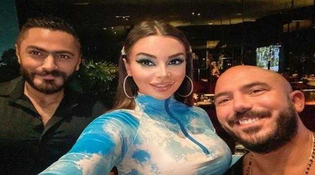 بفوق الركبة.. شاهد الراقصة جوهرة مع تامر حسني والعسيلي