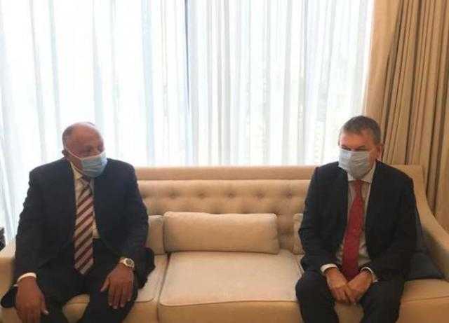 شكري يلتقي المفوض العام لوكالة الأمم المتحدة