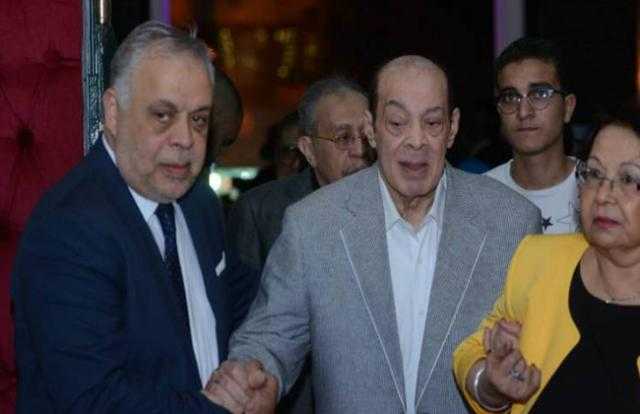 أشرف زكى ينعى المنتصر بالله : وداعا الفنان الكبير