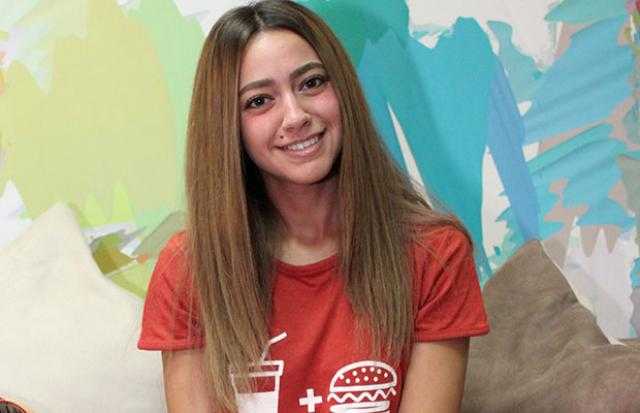 هند عبد الحليم رفقة زوجها في أحدث ظهور