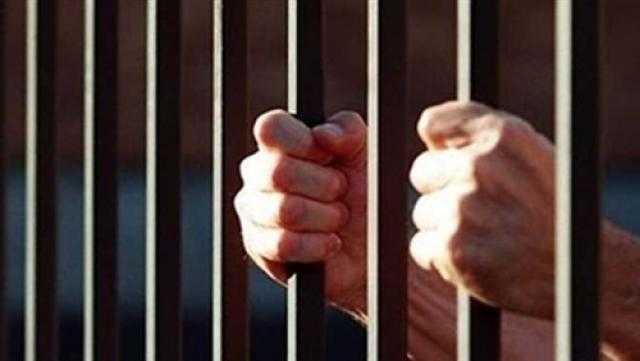 إحالة شخصين للجنايات بتهمة الاتجار بالمخدارت في المرج