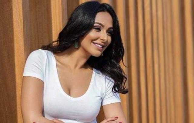 ميس حمدان تشارك جمهورها بصورة جديدة من الجيم