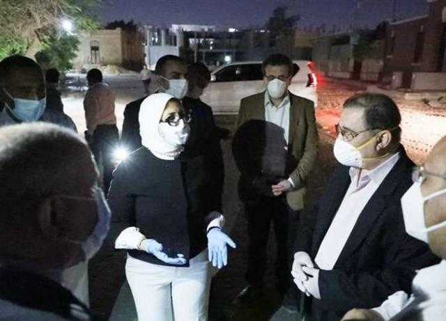 تحذير خطير من الصحة تحذر بشأن لمس الكمامة من الخارج