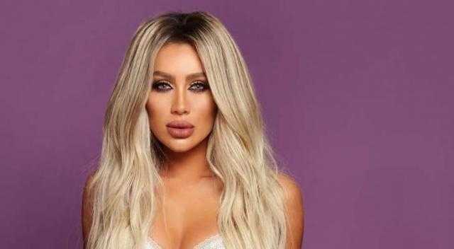 مايا دياب دون مكياج في أحدث ظهور لها (صور)