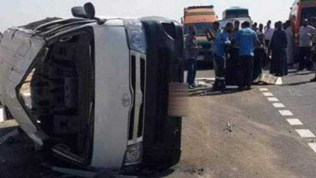 انقلاب سيارة ميكروباص بميدان الرماية وإصابة 10 أشخاص