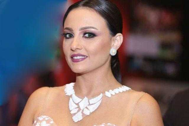 بشرى تسرق الأضواء بمهرجان الجونة في الليلة الرابعة