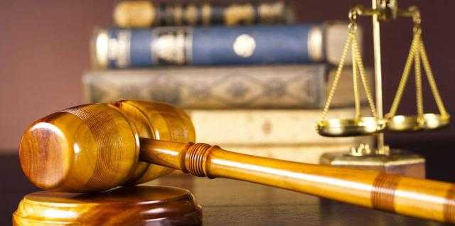 الجنايات تستأنف محاكمة مدير مكتب وزير الاستثمار سابقا