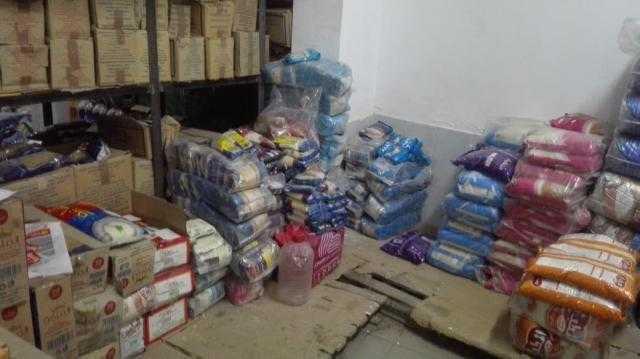ضبط 1400 عبوة مواد غذائية غير صالحة للاستهلاك الآدامى بالغربية