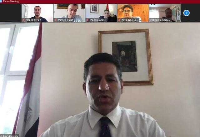 سفير مصر في بلجراد يبرز نموذج كلية الدراسات الأفريقية العليا بجامعة القاهرة