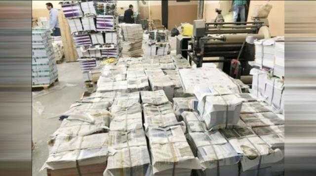 ضبط 600 ألف نسخة كتاب دراسي بدون تفويض بداخل مخزن بالجيزة