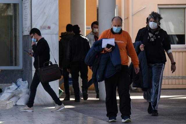 اليونان تعتزم بدء التطعيم ضد كورونا في نهاية ديسمبر