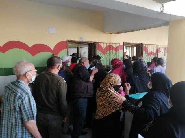 طوابير داخل لجان الجيزة للتصويت في انتخابات النواب