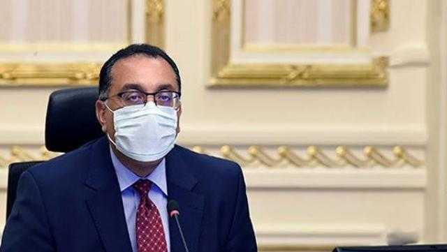 رئيس الوزراء يهنئ شيخ الأزهر بالمولد النبوي الشريف