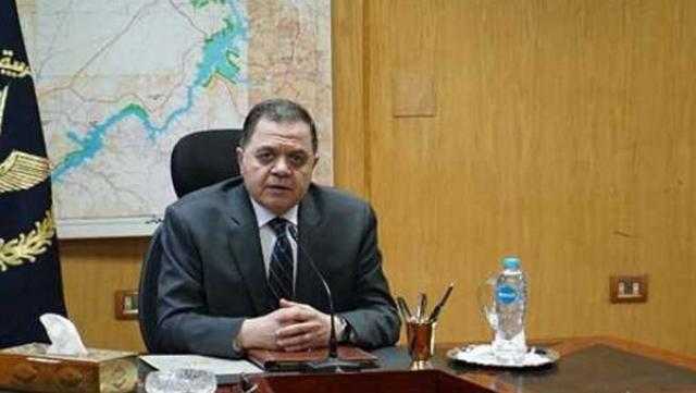 وزير الداخلية يهنئ وزير الدفاع بذكرى المولد النبوي