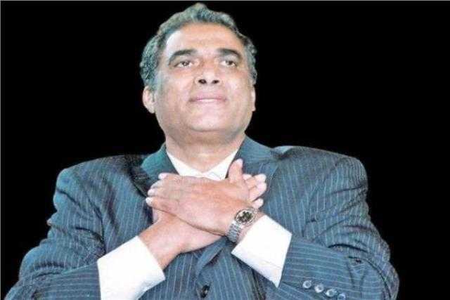 قصة الوداع الأخير لأحمد زكي أمام الكاميرا في «حليم»