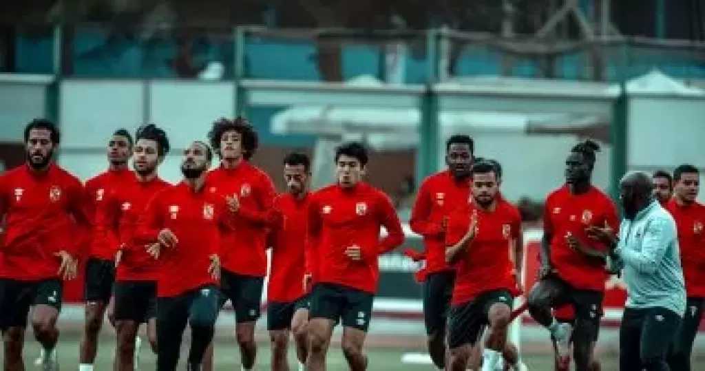 عموتة يحسم قائمة الأهلي للموسم الجديد.. زيزو وبن شرقي الأبرز وعودة المعارين
