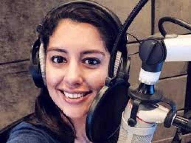 ميرنا الهلباوي تكسر قواعد الخطوبة المتعارف عليها بإطلالة كلاسيكية