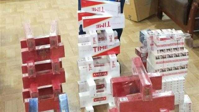 ضبط 161 قضية تخزين سجائر وبيعها في السوق السوداء