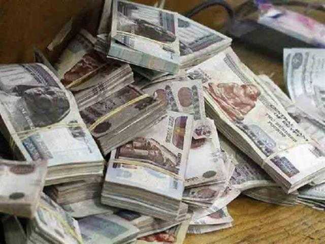 موظفة بإحدى الجامعات تستولى على 20 مليون جنيه من مواطنين بالشرقية