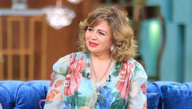 إلهام شاهين: نفسى أسافر القدس أوى