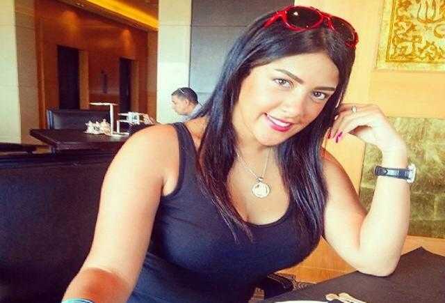نيرمين ماهر تبهر متابعيها بإطلالة أنيقة