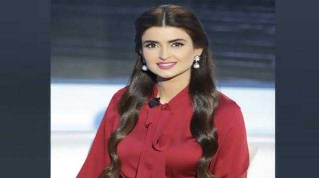 علا الفارس تستعرض أناقتها بإطلالة جذابة