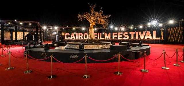 بعد فرض رسوم للتغطية الصحفية.. مهرجان القاهرة السينمائي في مرمى الانتقادات