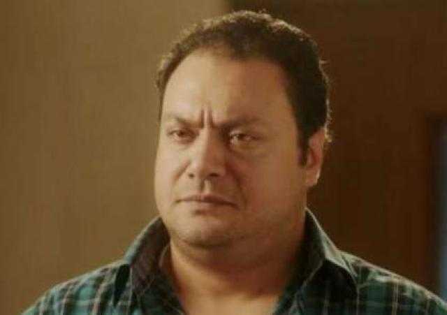 مراد مكرم يعلن وفاة والدته: ”شكرا يارب إنك ريحتها”