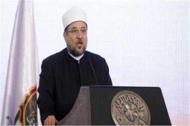 الجذور التراثية للنقد الأدبى .. كتاب جديد لـ وزير الأوقاف