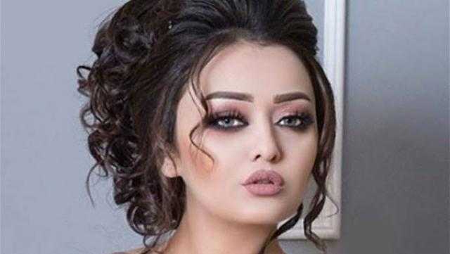 راندا البحيري تتخلى عن السوارية وتتألق بهذا اللوك