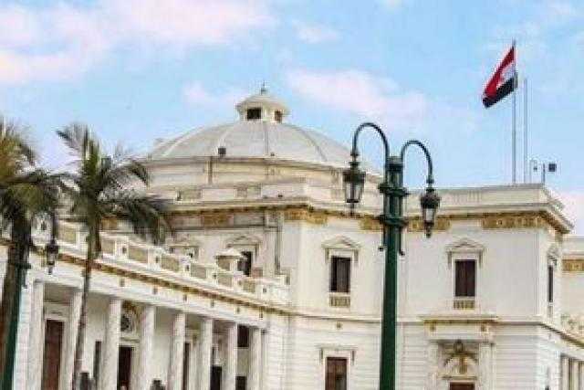 أمانة البرلمان تنظم مقاعد الجلسة الإجرائية ودخول النواب للقاعة