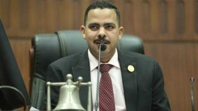 زعيم الأغلبية لوزير الرياضة: هل أنت مطمئن لما يدور في نادي الزمالك؟