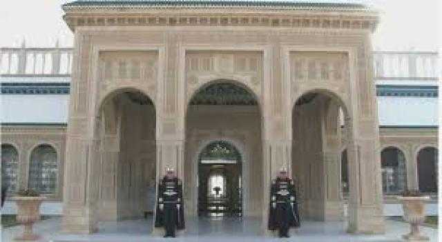 طرد مشبوه يصل إلى القصر الرئاسى التونسى