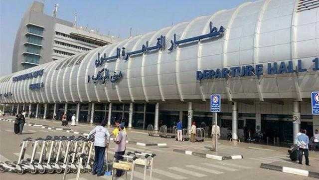 النيابة تستعجل التحريات حول ضبط راكب يهرب أجهزة تجسس عبر مطار القاهرة
